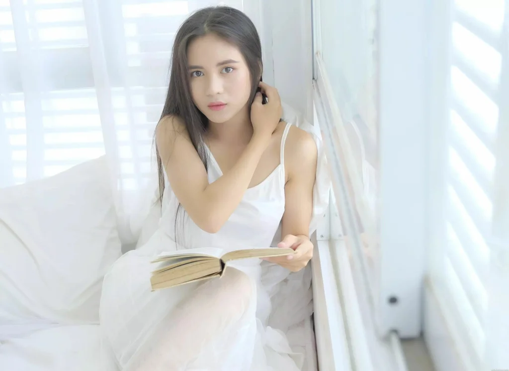 Alina Profile image 2