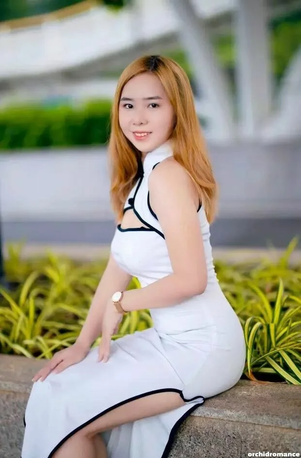 Oanh Profile image 4