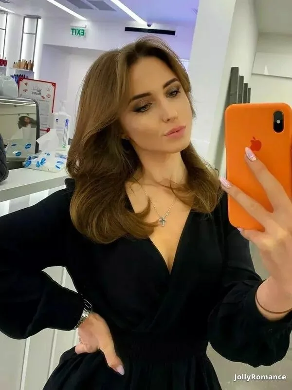 Lilia Profile image 1