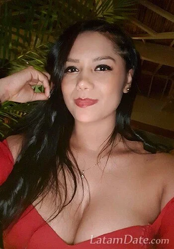 Daniela Profile image 1