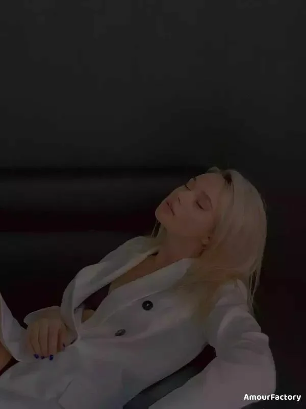 Vladislava Profile image 3